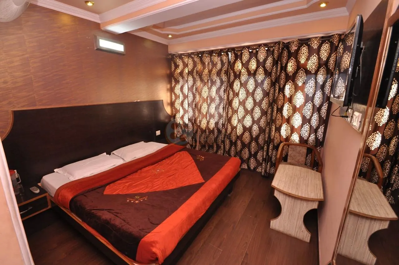 Hotel Sidharth Regency Shimla 3*,